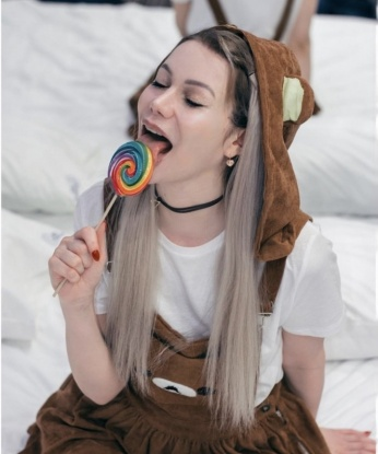 Амина